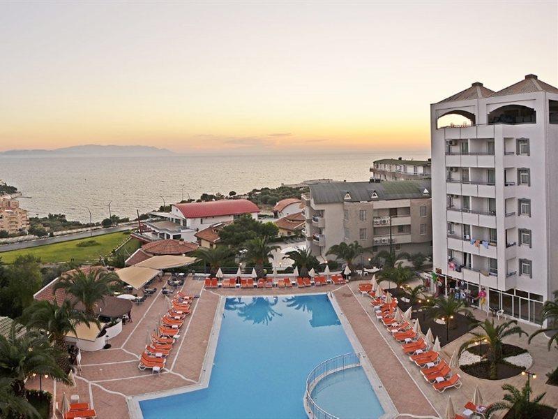 Otel City's Hill 4*